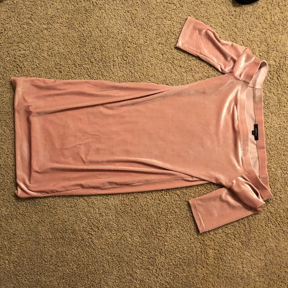 Over the shoulder pink velvet dress, size small